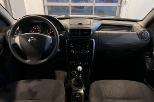 NISSAN TERRANO