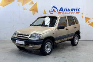 CHEVROLET NIVA