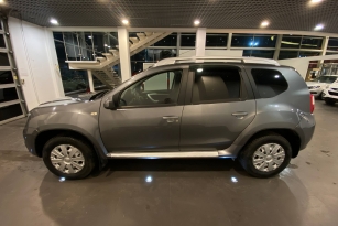 NISSAN TERRANO