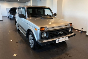 LADA 2131 (4X4)