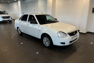 LADA PRIORA