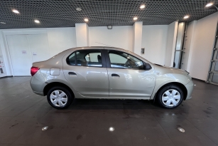 RENAULT LOGAN