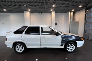 LADA 2114