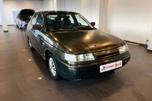 LADA 2112