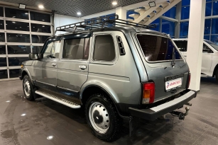 LADA 2131 (4X4)