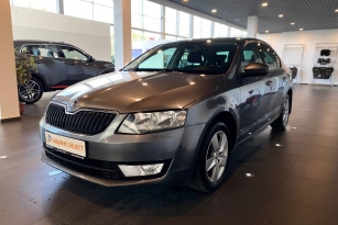 SKODA OKTAVIA