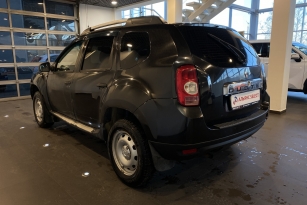 RENAULT DUSTER