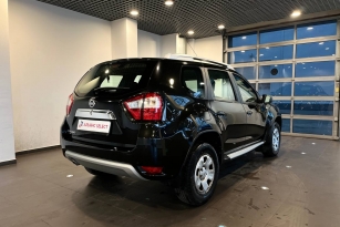 NISSAN TERRANO