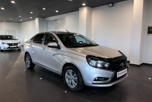 LADA VESTA