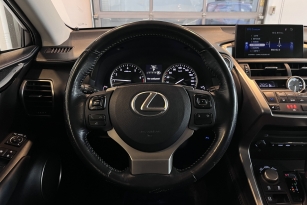 LEXUS NX200