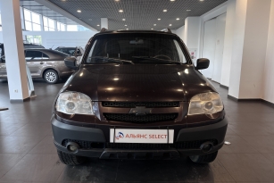 CHEVROLET NIVA
