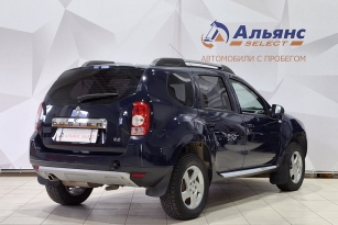 RENAULT DUSTER