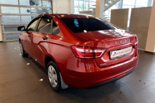 LADA VESTA