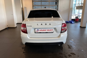 LADA GRANTA