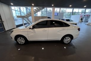 LADA VESTA
