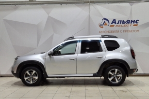 RENAULT DUSTER