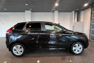 LADA XRAY