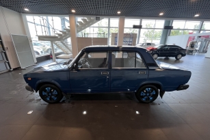 LADA 2107