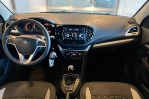 LADA VESTA
