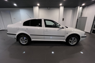 SKODA OKTAVIA