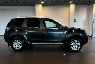 NISSAN TERRANO