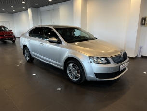 SKODA OKTAVIA
