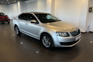 SKODA OKTAVIA