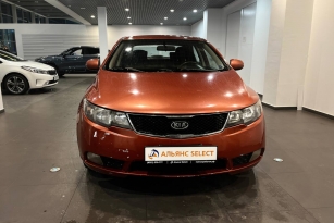 KIA CERATO