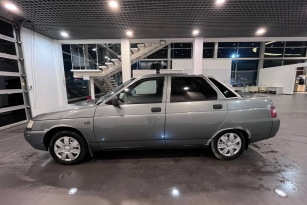 LADA 2110