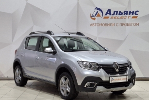 RENAULT SANDERO