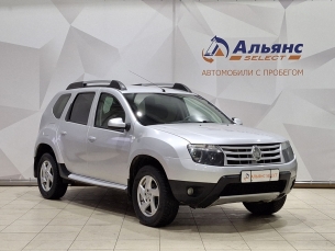 RENAULT DUSTER