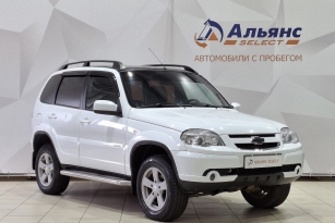 CHEVROLET NIVA