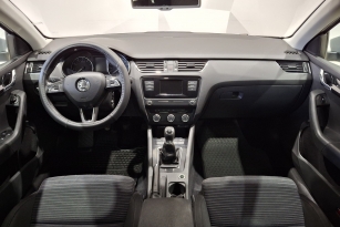 SKODA OKTAVIA