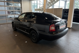 SKODA OKTAVIA