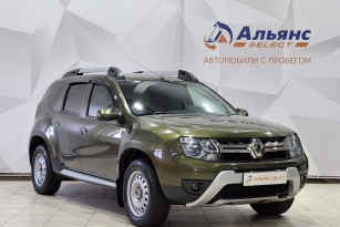 RENAULT DUSTER