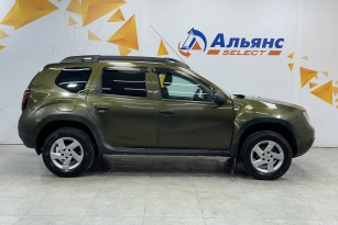 RENAULT DUSTER