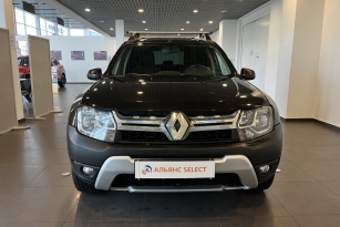 RENAULT DUSTER
