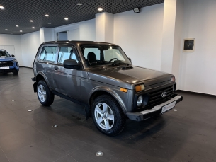 LADA 2121 (4X4)