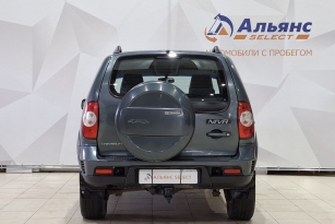 CHEVROLET NIVA