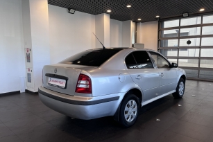 SKODA OKTAVIA