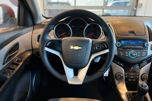 CHEVROLET CRUZE