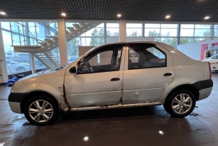 RENAULT LOGAN