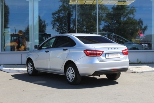 LADA VESTA