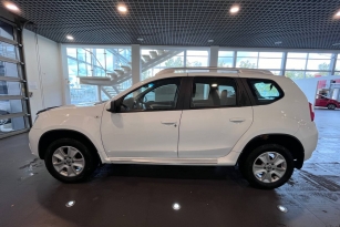 NISSAN TERRANO