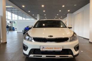 KIA RIO X-LINE