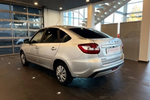 LADA GRANTA