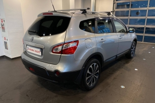 NISSAN QASHQAI+2