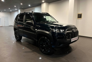 LADA NIVA TRAVEL