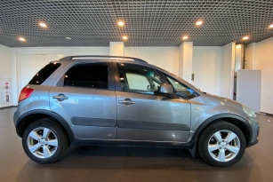 SUZUKI SX 4