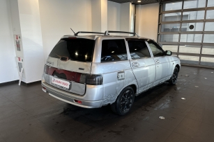 LADA 2111